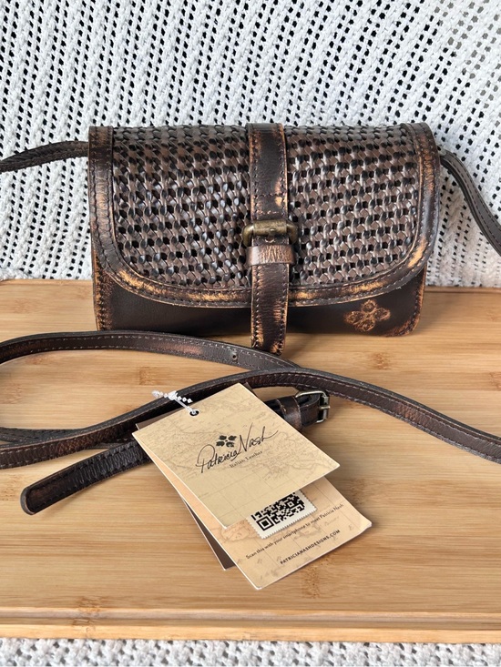 Patricia Nash Handbags - sold • New Patricia Nash small crossbody